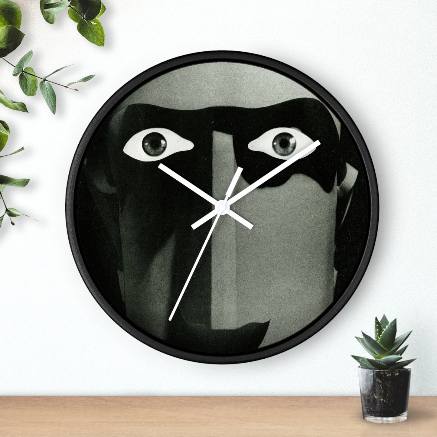 Sédosine Wall Clock | Laboratoires Licardy - White - Black Base - 10"