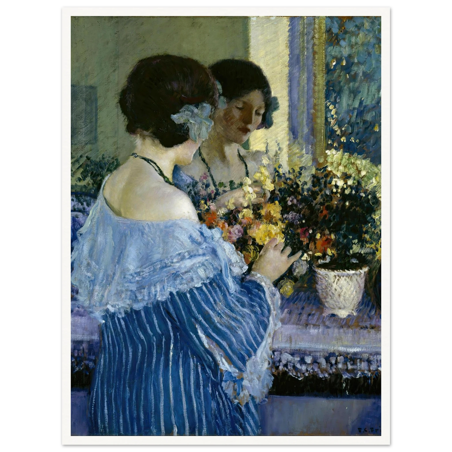 Girl in Blue Arranging Flowers (1915) Art Print | Frederick Carl Frieseke - Framed Poster - 30x40 cm / 12x16″ - Black frame