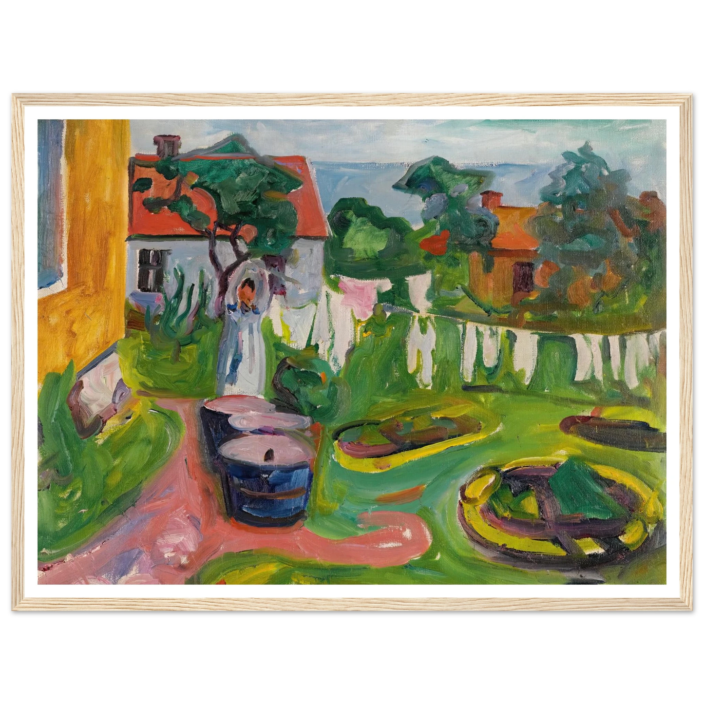 Klestørk I Åsgårdstrand (Clothes On A Line In Åsgårdstrand) (1902) Art Print | Edvard Munch - Framed Poster - 30x40 cm / 12x16″ - Black frame